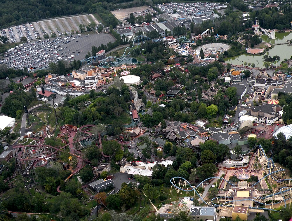 <strong><span style='font-size: large; font-family: 'trebuchet ms', geneva;'>Parc astérix</span></strong>